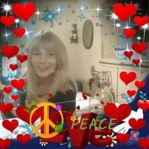 Meet your Posher, Adrienne